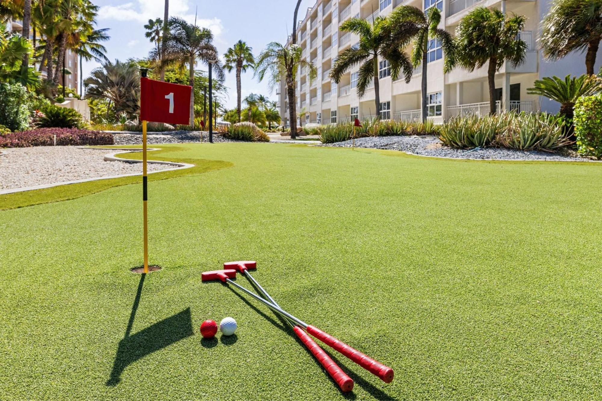 Marriott's Aruba Surf Club Hotell Palm Beach Exteriör bild