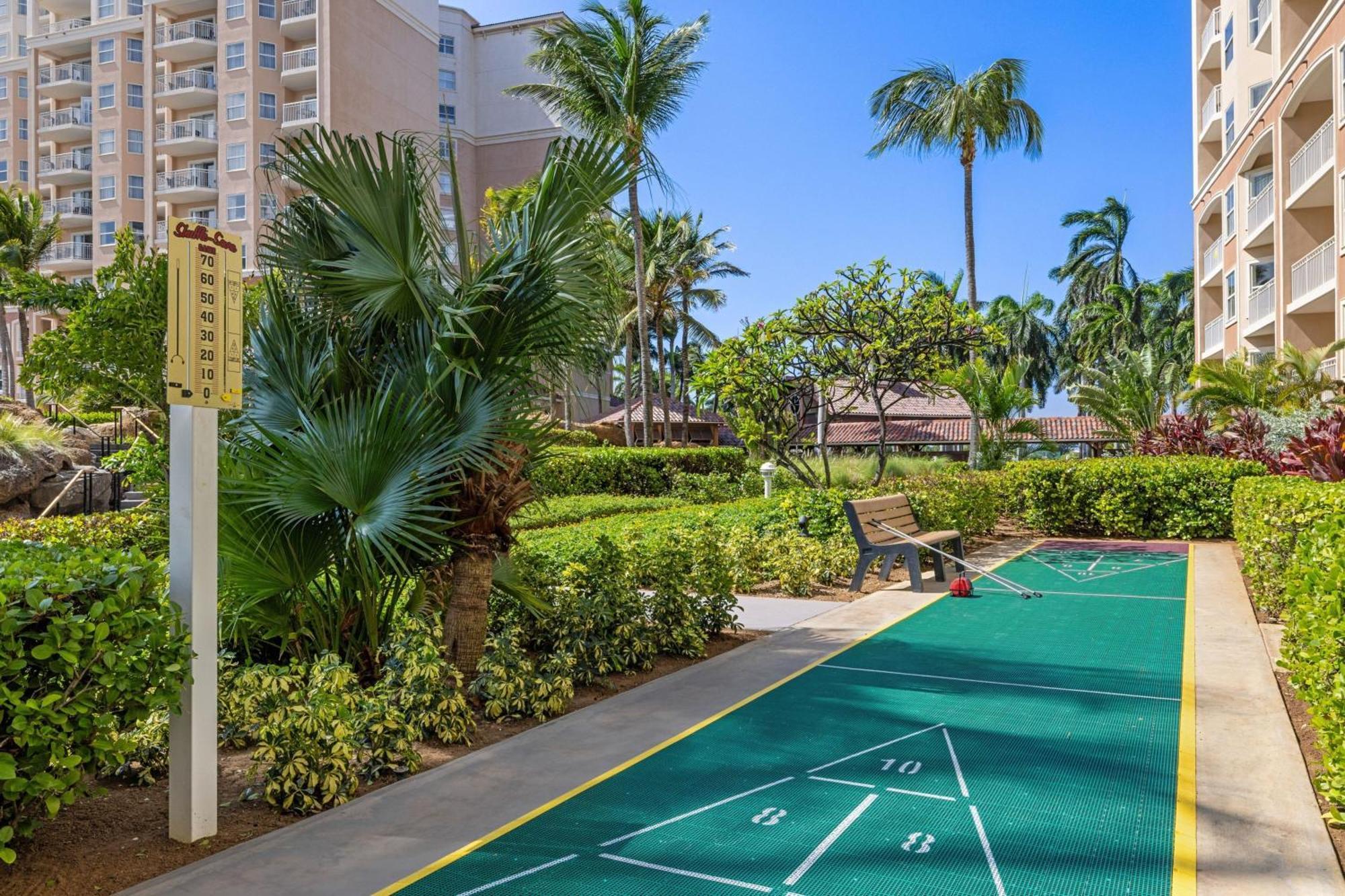 Marriott's Aruba Surf Club Hotell Palm Beach Exteriör bild